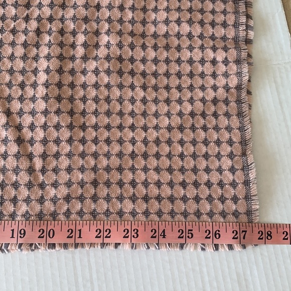 Soft Pink & Gray Patterned Wrap/Scarf - Picture 6 of 7